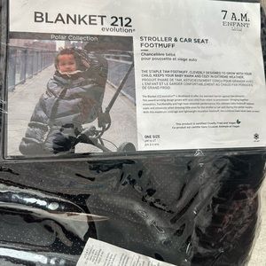 7AM Enfant 212 Evolution Extendable Footmuff
Blanket - Black Polar - 6M-4T